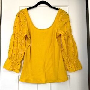 NWT eyelet lace blouse